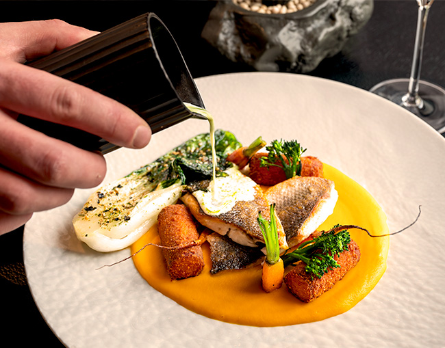 Plato de alta gastronomía servido en Madrid